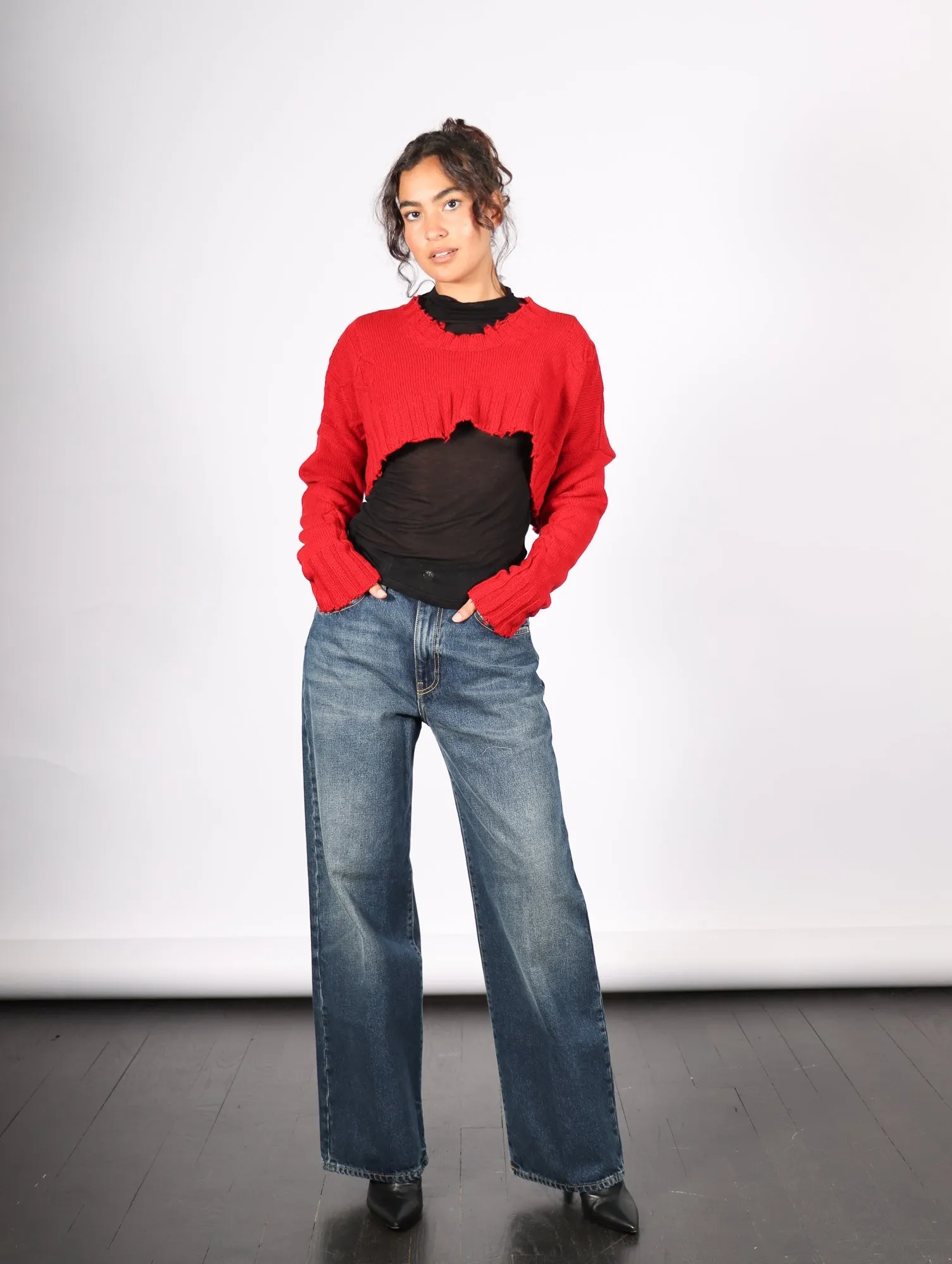 Cropped Pullover in Red by Serien°umerica