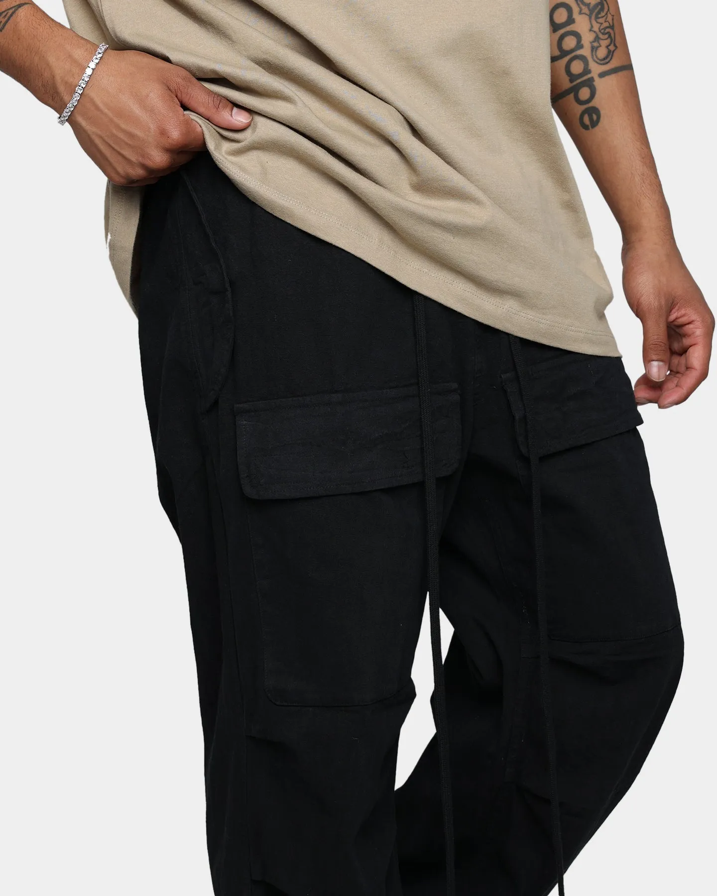 MNML Utility Cargo Pants Black