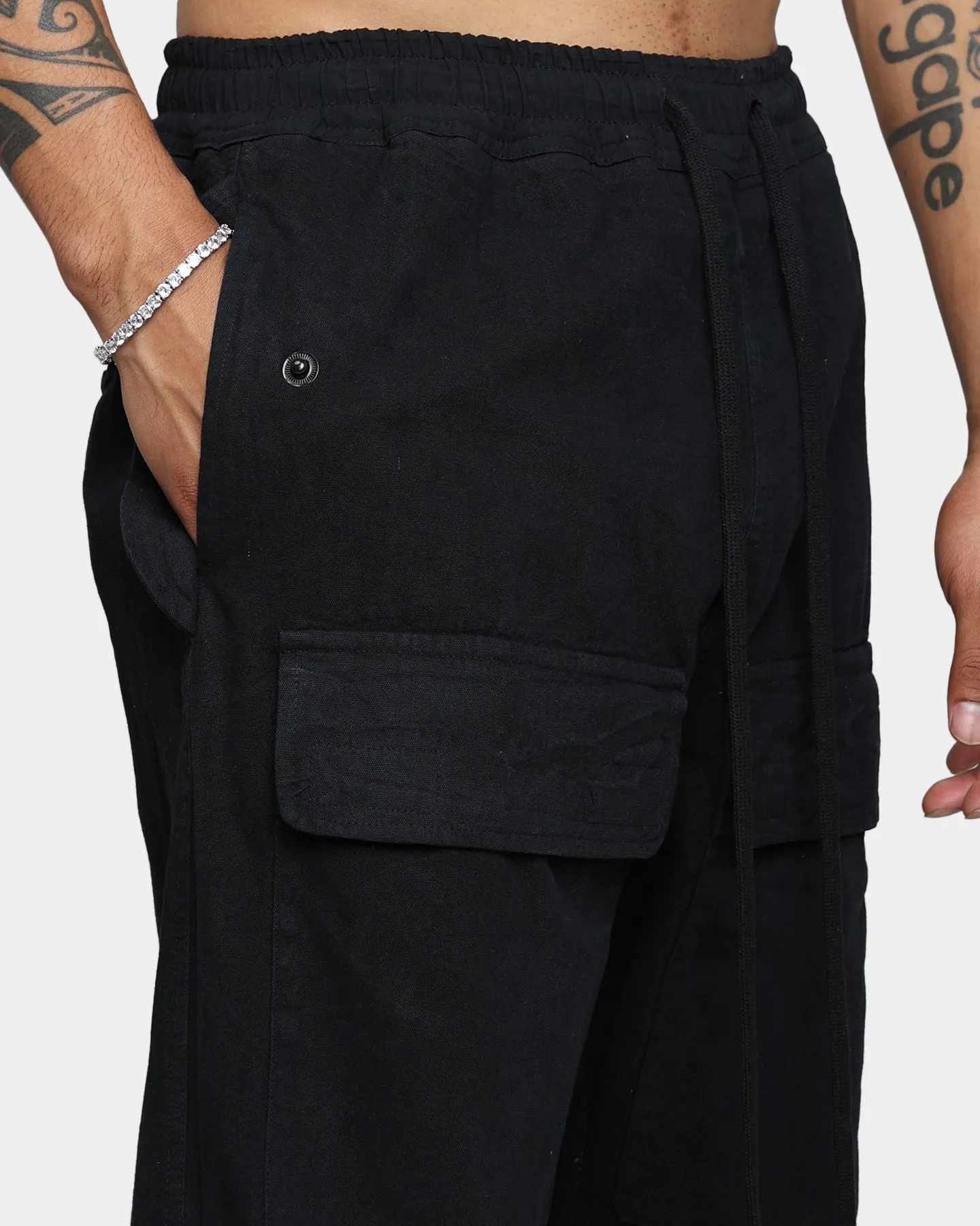 MNML Utility Cargo Pants Black