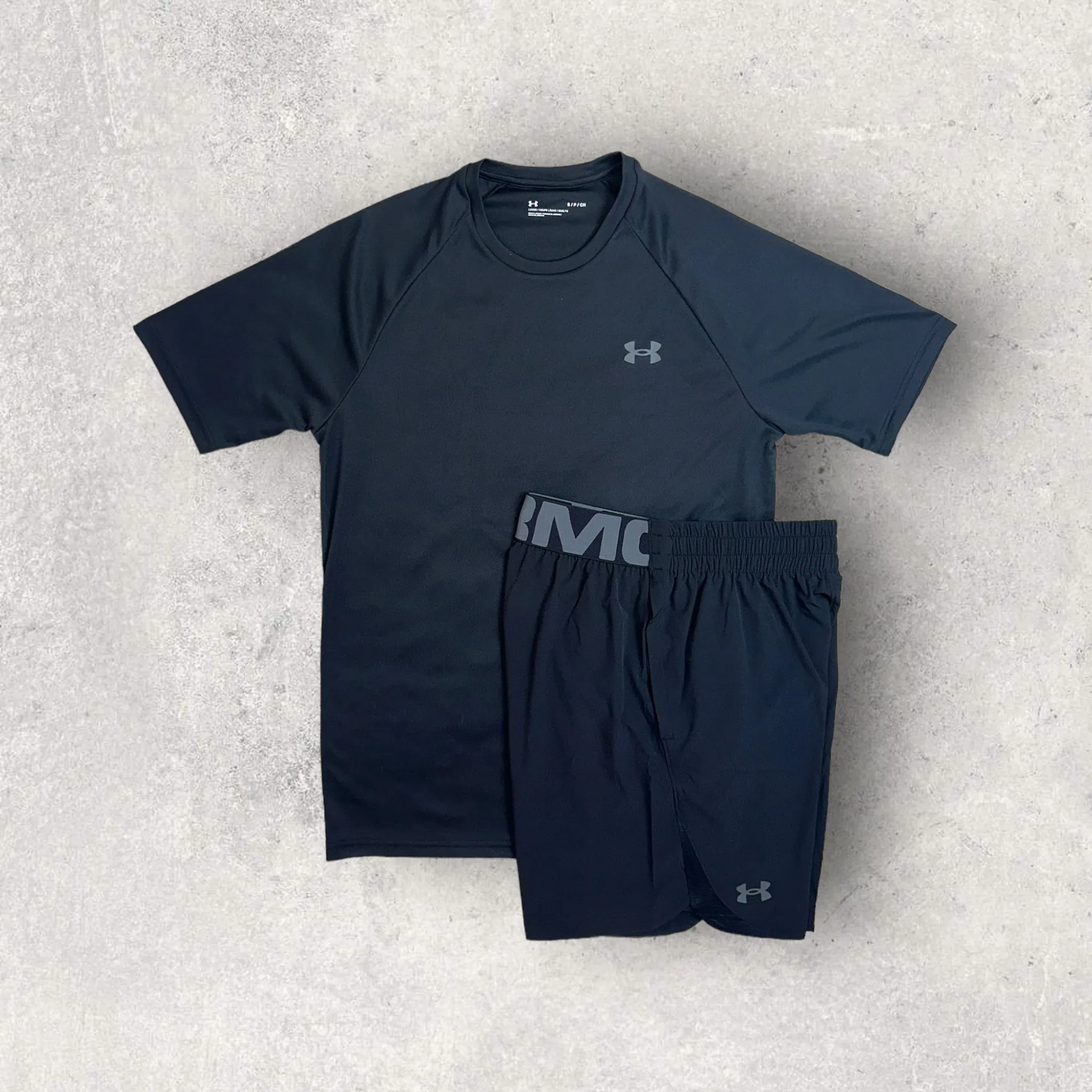 UNDER ARMOUR T-SHIRT/SHORT SET - BLACK