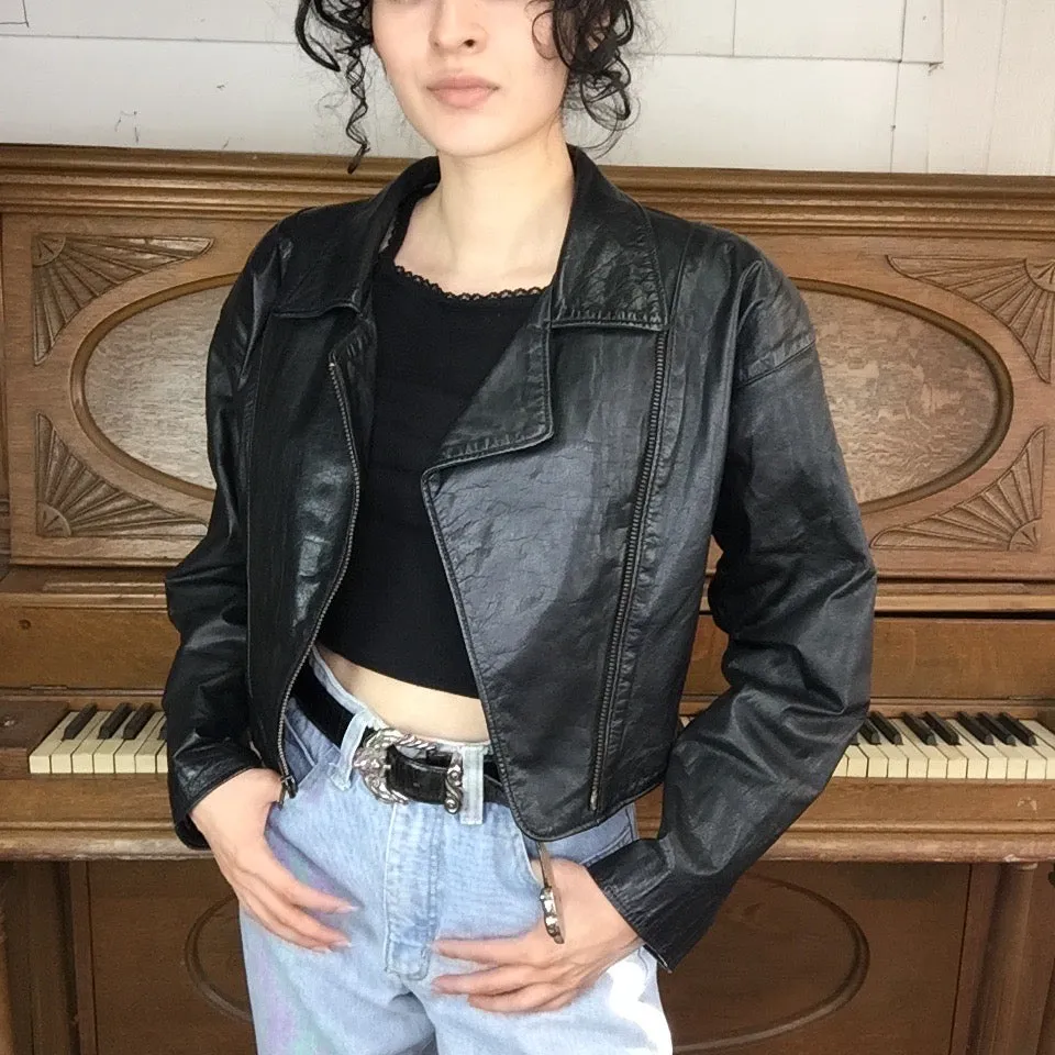 Vintage 80s | Black Cropped Dolman Sleeve Zip Up Leather Moto Jacket | Size L