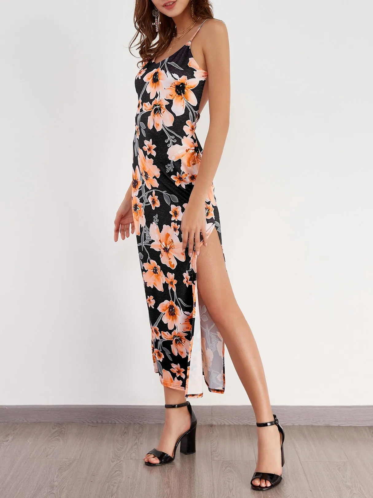 Wholesale Scoop Neck Sleeveless Floral Print Backless Slit Hem Maxi Dresses